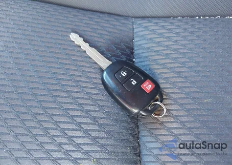 2015 Toyota Highlander Le V6 from USA, damaged, VIN 5TDBKRFH8FS120378